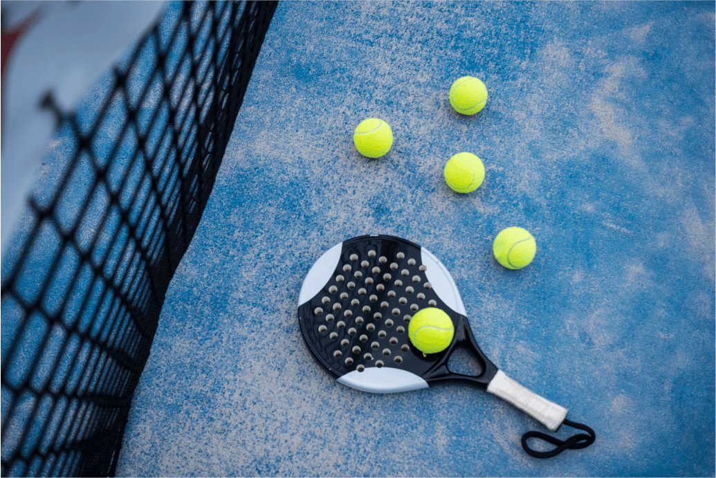 platform paddle and balls on a blue surface