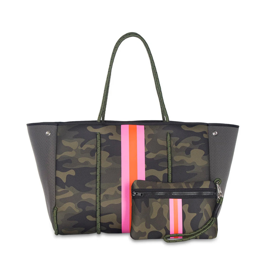 Haute Shore Greyson Tote Showoff Green Camo