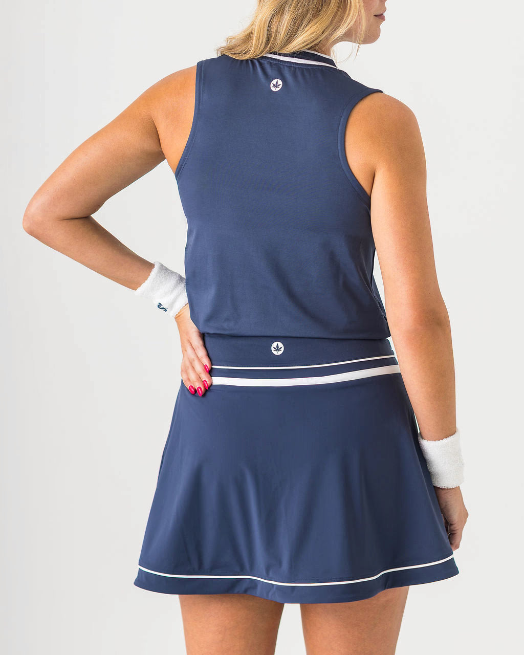 Boast V-Neck Tank Navy/White