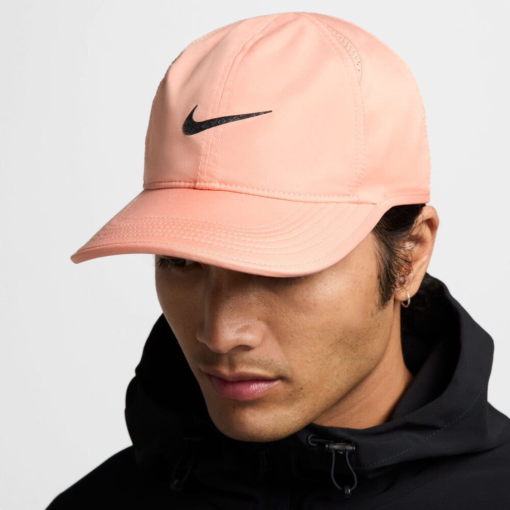 Nike Dri-FIT Club Featherlight Cap - Unisex (Apricot Agate)