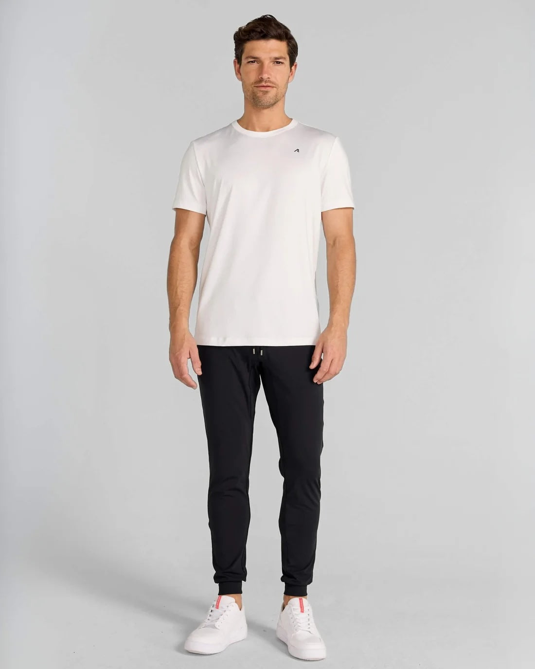 Redvanly Minna Athletic Crew in Bright White Medium