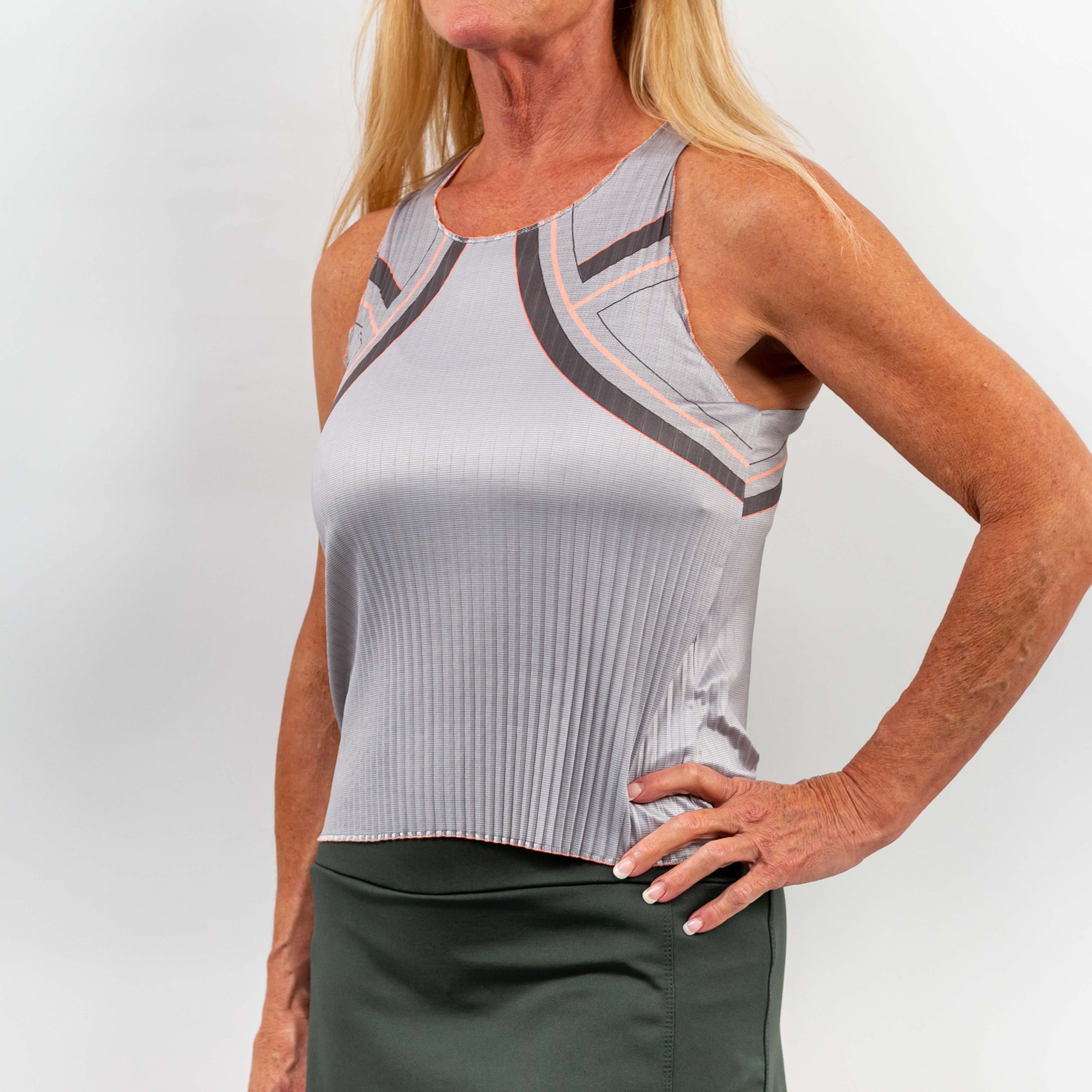 Sculpt Pleated Tank Ashphalt (FINAL SALE)