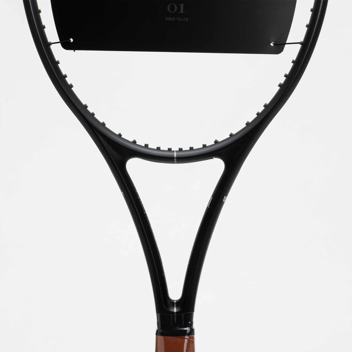 せんせー　RF 01 PRO 16x19 320g Wilson Roger Federer 01 Pro (320G) Tennis Racquet - World Tennis Miami