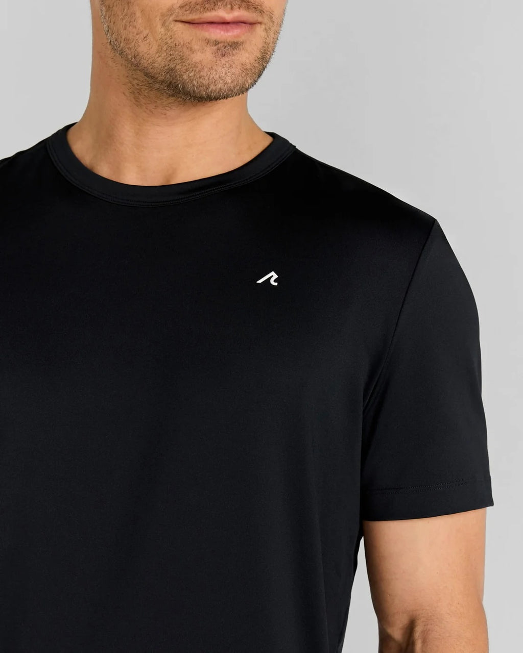 Redvanly Minna Athletic Crew in Tuxedo Medium