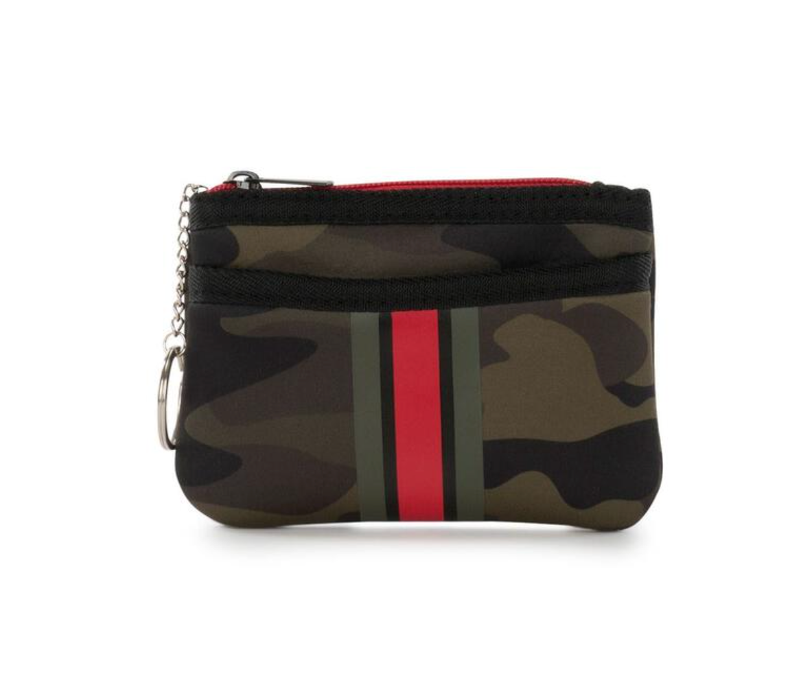 Haute Shore Max Soho Card Case - Green Camo/Olive/Red Regular